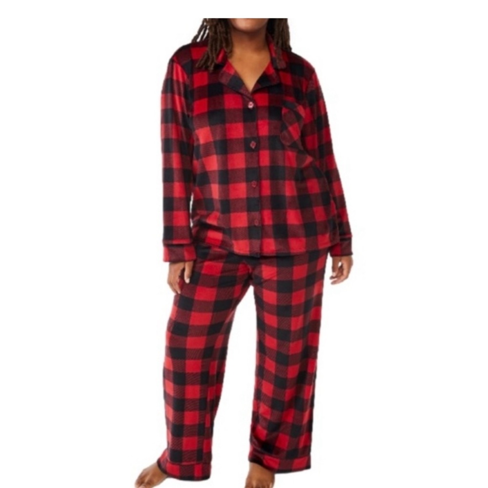 Joyspun velour knit pajamas set .Red/Black .women’s size 2x(18w-20w)